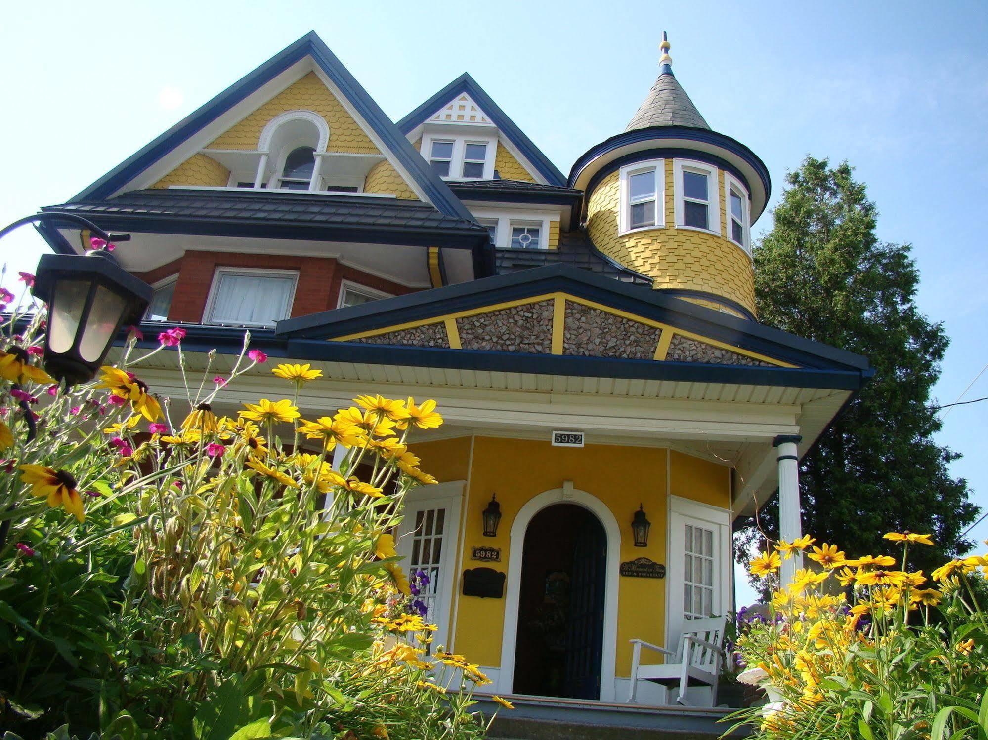 A Moment In Time Bed And Breakfast Niagara-Fälle Exterior foto
